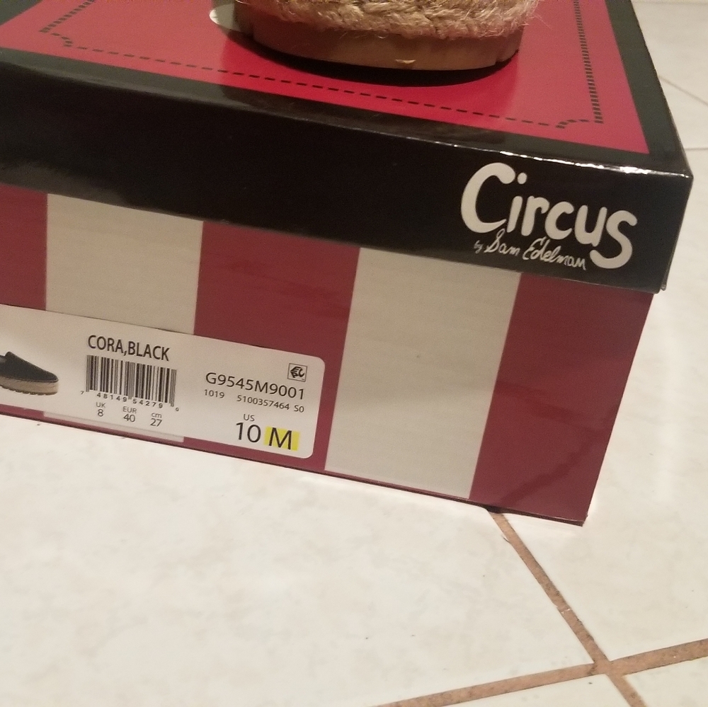 shoes - Picture 4 of 4